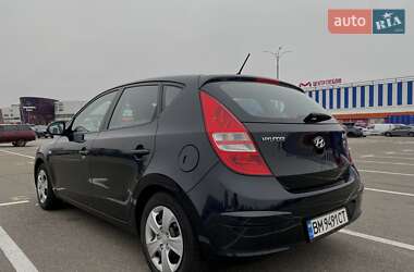 Хэтчбек Hyundai i30 2009 в Киеве