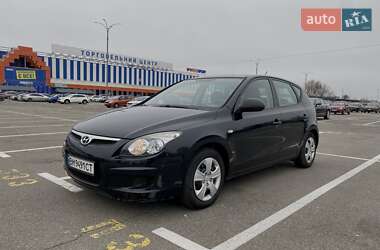 Хэтчбек Hyundai i30 2009 в Киеве