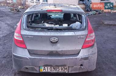 Хэтчбек Hyundai i30 2011 в 
