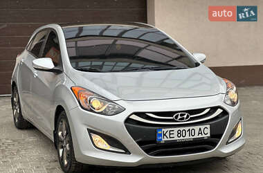 Хетчбек Hyundai i30 2014 в Дніпрі