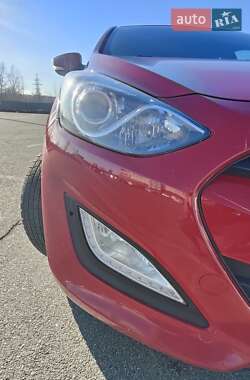 Хэтчбек Hyundai i30 2013 в Киеве