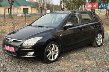 Хетчбек Hyundai i30 2008 в Луцьку