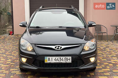 Универсал Hyundai i30 2010 в 
