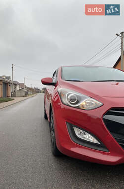 Хэтчбек Hyundai i30 2013 в Киеве