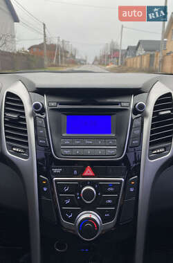 Хэтчбек Hyundai i30 2013 в Киеве