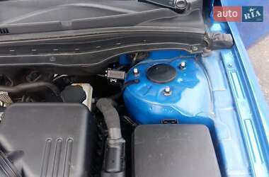 Хэтчбек Hyundai i30 2010 в 