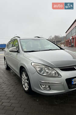 Универсал Hyundai i30 2008 в Днепре