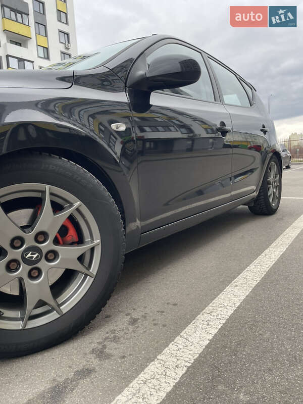 Хэтчбек Hyundai i30 2008 в Борисполе