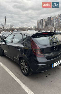 Хэтчбек Hyundai i30 2008 в 