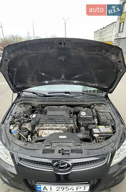Хэтчбек Hyundai i30 2008 в 