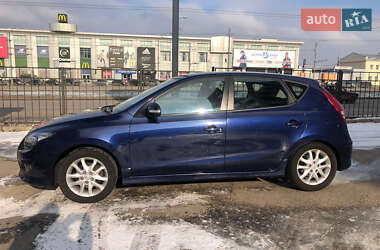 Хэтчбек Hyundai i30 2011 в Харькове