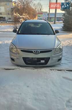 Универсал Hyundai i30 2008 в Полтаве