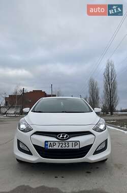 Хэтчбек Hyundai i30 2012 в Нетешине