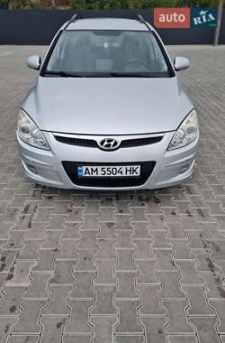 Универсал Hyundai i30 2008 в Черняхове