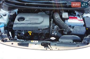 Універсал Hyundai i30 2015 в 