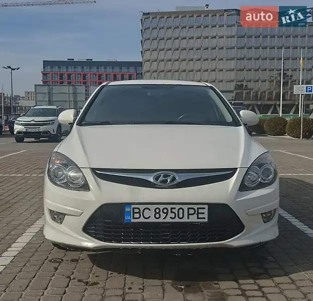 Hyundai i30 2011