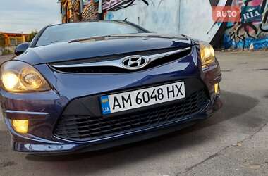 Хетчбек Hyundai i30 2011 в Житомирі