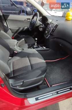 Хэтчбек Hyundai i30 2007 в 