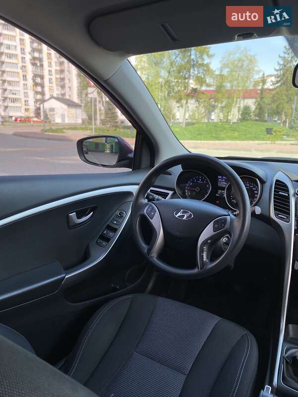 Hyundai i30 2013