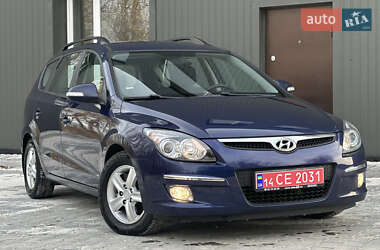 Универсал Hyundai i30 2010 в Тернополе