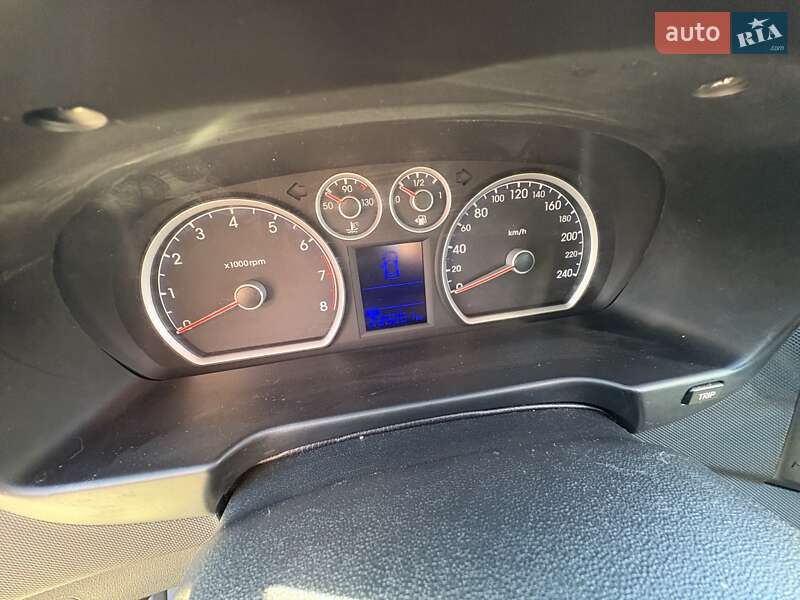 Хэтчбек Hyundai i30 2009 в Вознесенске