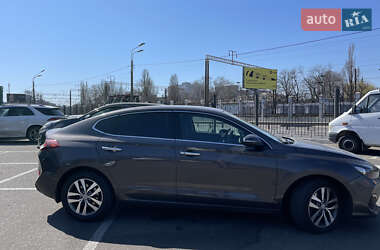 Хэтчбек Hyundai i30 2018 в 
