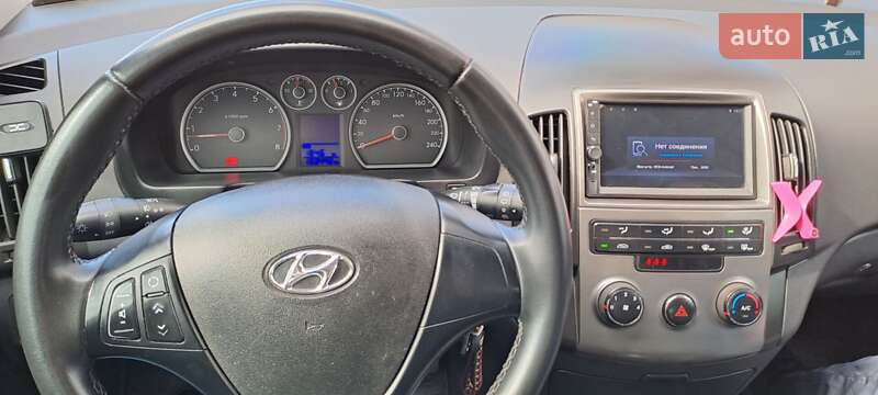 Хетчбек Hyundai i30 2010 в Кривому Розі