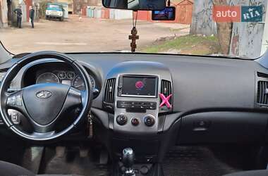 Хетчбек Hyundai i30 2010 в Кривому Розі