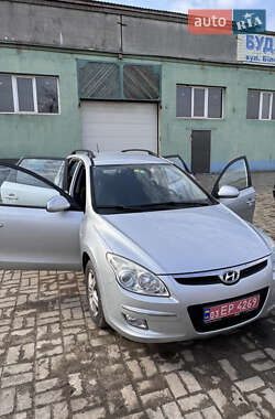 Універсал Hyundai i30 2009 в 