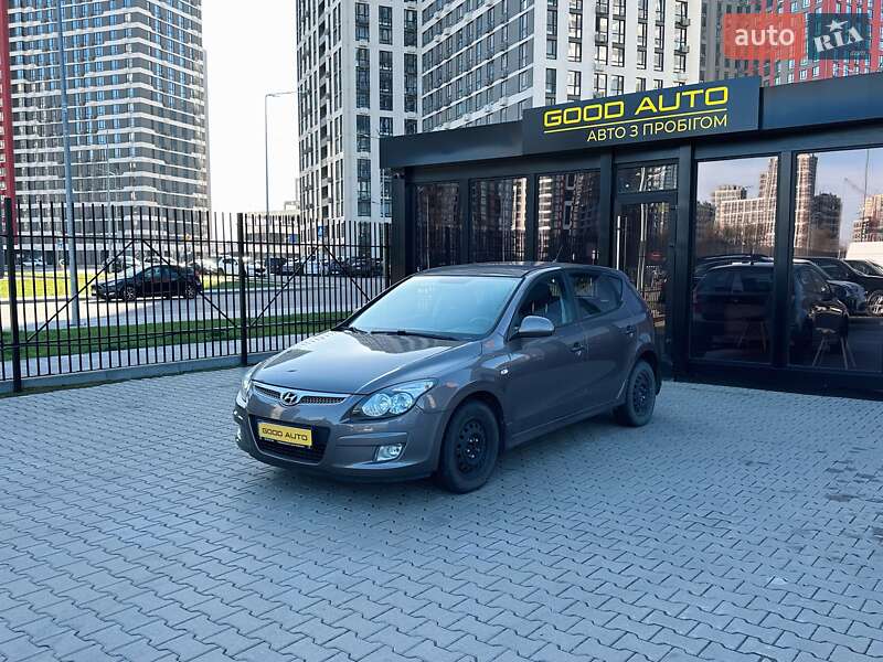 Хетчбек Hyundai i30 2011 в Києві