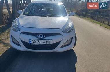 Універсал Hyundai i30 2013 в Зміїві