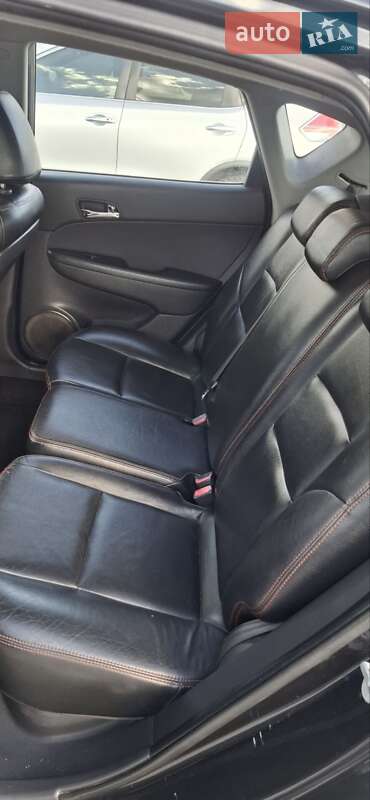 Хетчбек Hyundai i30 2010 в Києві