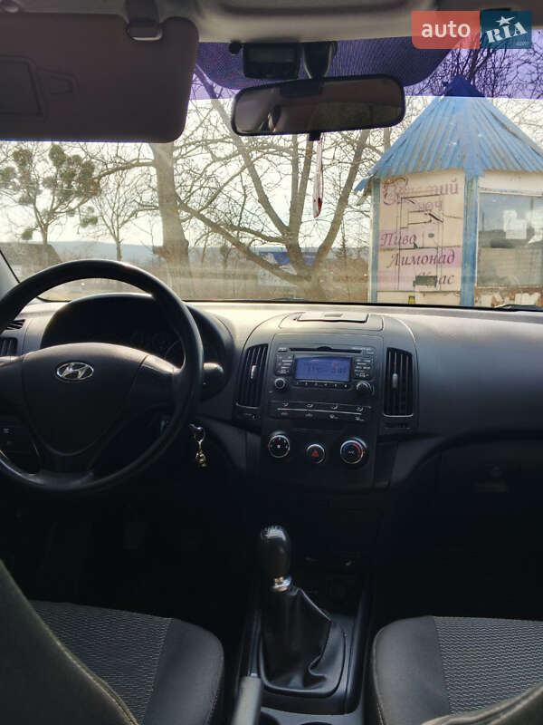 Універсал Hyundai i30 2011 в Новій Ушиці