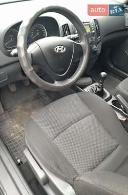 Универсал Hyundai i30 2009 в 
