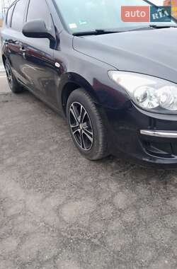 Универсал Hyundai i30 2009 в 