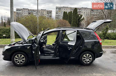 Універсал Hyundai i30 2010 в 