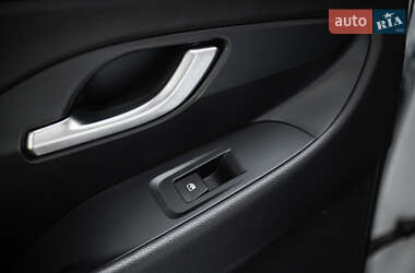Хэтчбек Hyundai i30 2022 в 
