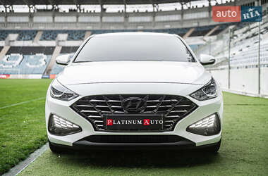 Хэтчбек Hyundai i30 2022 в 
