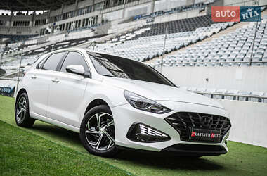 Хэтчбек Hyundai i30 2022 в 