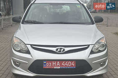 Універсал Hyundai i30 2012 в 