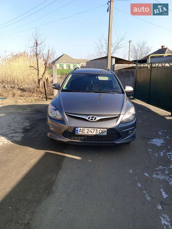 Hyundai i30 2011