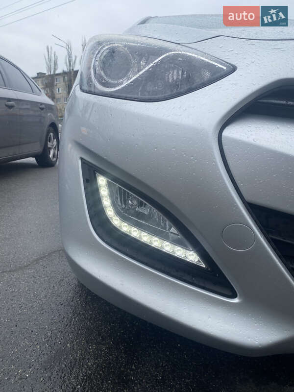 Универсал Hyundai i30 2013 в Киеве