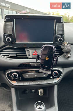 Хэтчбек Hyundai i30 2023 в 