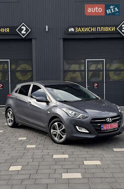 Хетчбек Hyundai i30 2015 в 