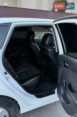 Хэтчбек Hyundai i30 2011 в 