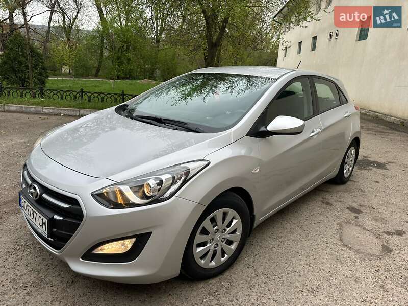 Hyundai i30 2016