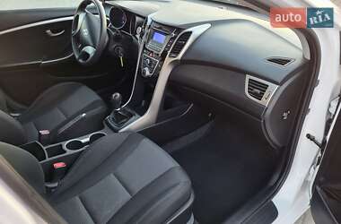 Хэтчбек Hyundai i30 2014 в 