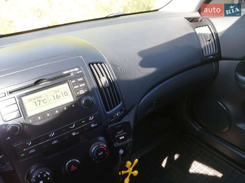 Универсал Hyundai i30 2010 в Львове фото 3 Универсал Hyundai i30 2010 в Львове