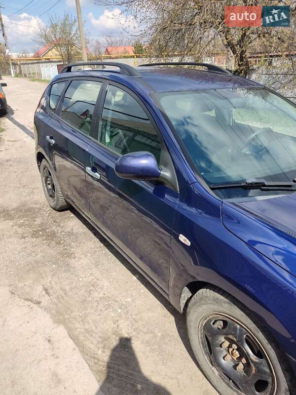 Універсал Hyundai i30 2009 в Дніпрі
