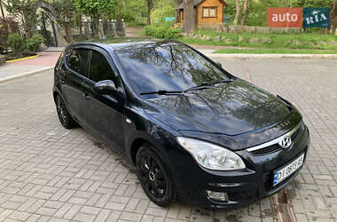 Хэтчбек Hyundai i30 2007 в 